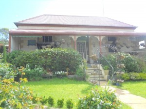 22 Gunn St home & Shop for sale